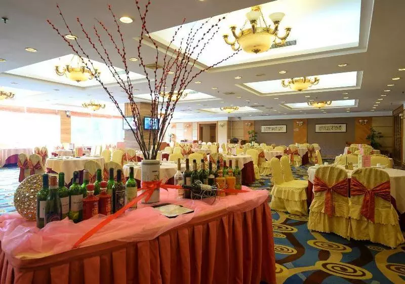Fotos del hotel Dongguan Oyc Crown Prince:  4