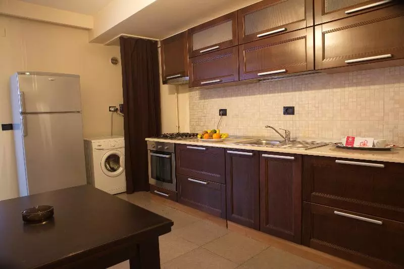 Fotos del hotel Phoenicia Suites:  11