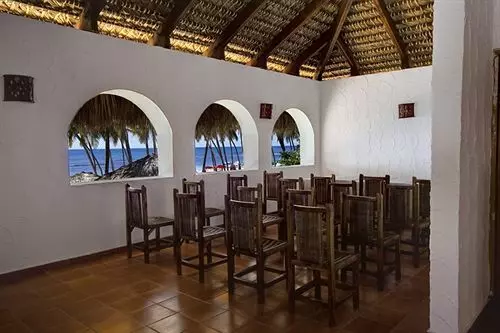 Fotos del hotel Playa Esmeralda Resort:  12