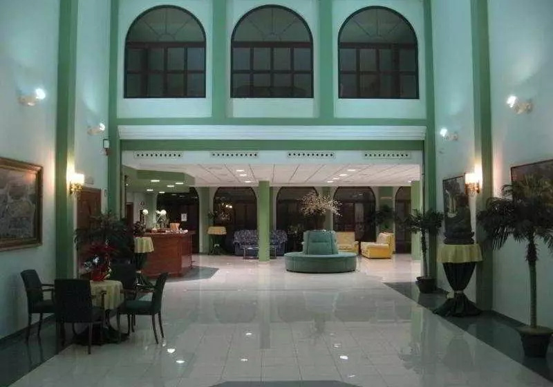 Fotos del hotel Cristina Enea:  7