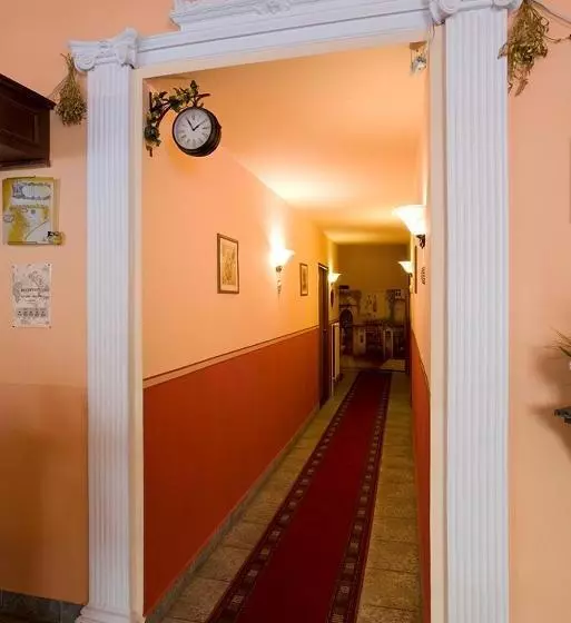 Fotos del hotel Columbo:  2