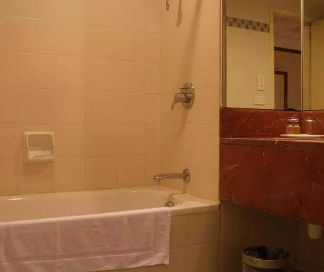 Fotos del hotel Mandarin Court:  9