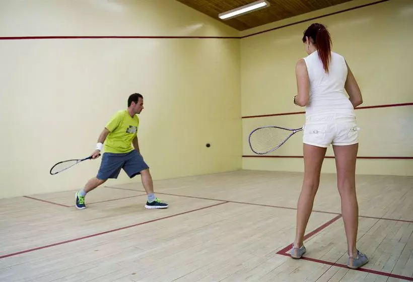 Fotos del hotel Golden Tulip Al Jazira:  12