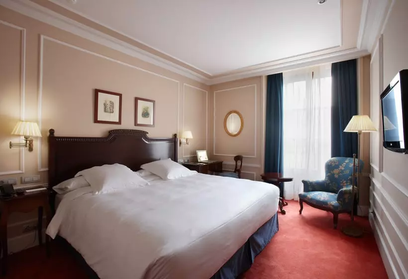 Fotos del hotel Palacio Guendulain:  15