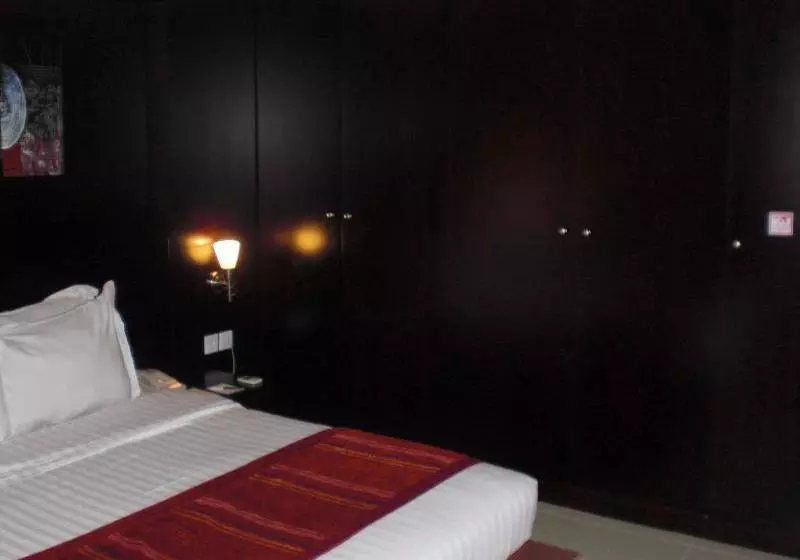 Fotos del hotel Winchester Grand Hotel Apartments:  2