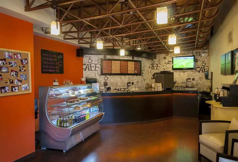 Fotos del hotel Thunderbird Fiesta Hotel & Casino:  2