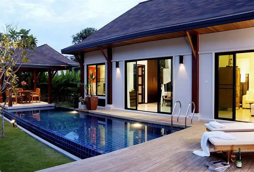 Fotos del hotel Two Villas Holiday Oriental Style Nai Harn Beach:  19