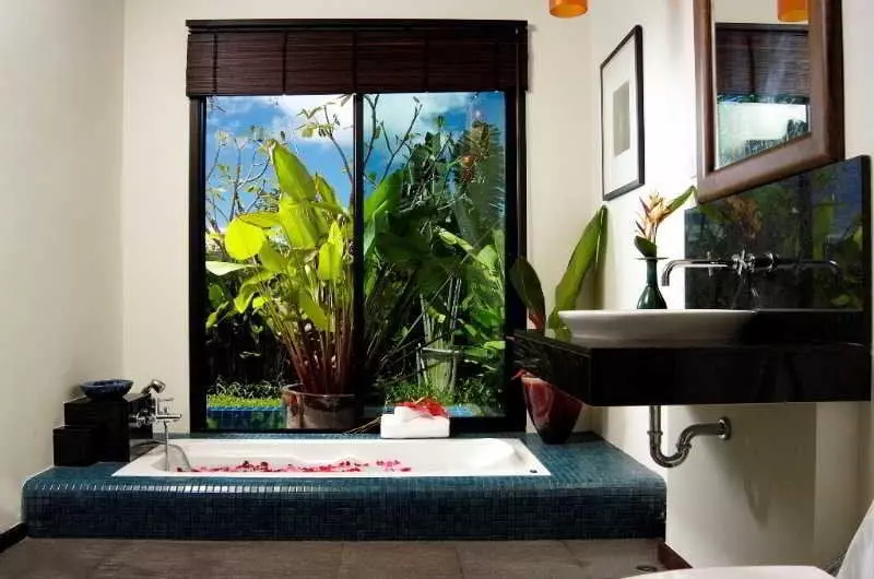 Fotos del hotel Two Villas Holiday Oriental Style Nai Harn Beach:  14