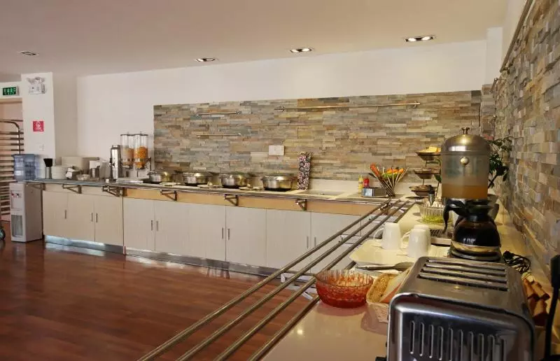 Fotos del hotel Ibis Dalian Zhongshan Square:  3