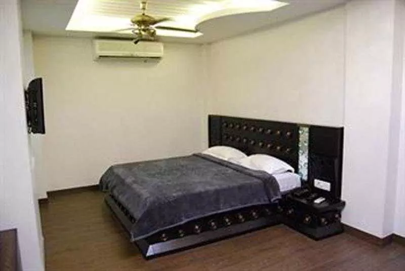 Fotos del hotel Walnut Castle Hotel:  6