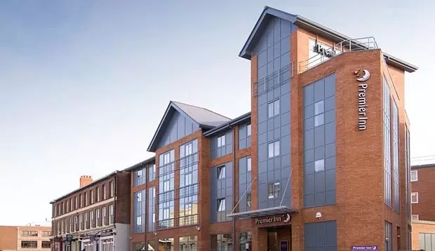 Fotos del hotel Premier Inn Chester Railway Station:  2