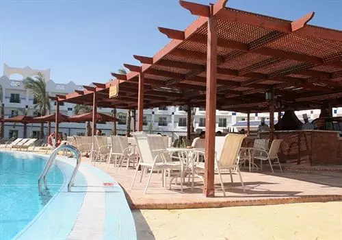 Fotos del hotel Golden 5 Topaz Suites Hotel:  14