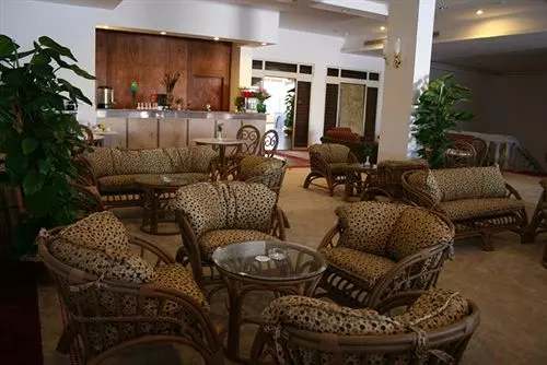 Fotos del hotel Golden 5 Topaz Suites Hotel:  4