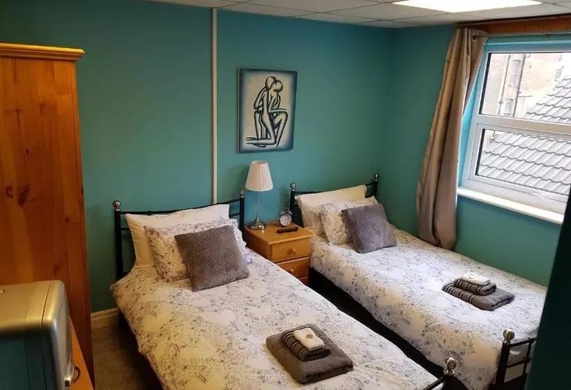 Fotos del hotel New Bond:  11