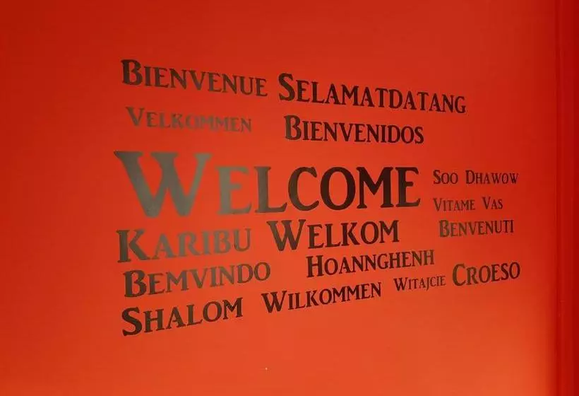 Fotos del hotel New Bond:  3