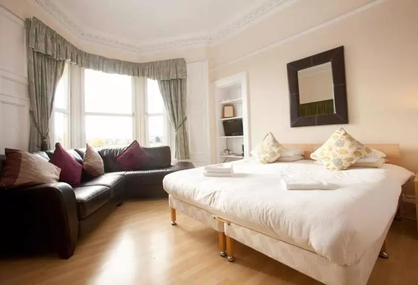 Fotos del hotel Garfield Guest House:  6