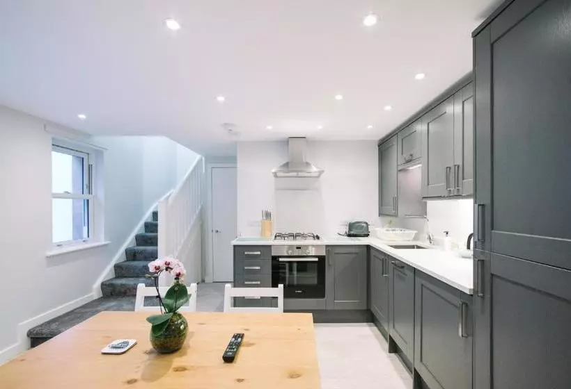 Fotos del hotel Garfield Guest House:  7