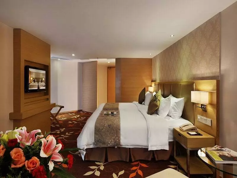 South China Laguna Shenzhen Luohu