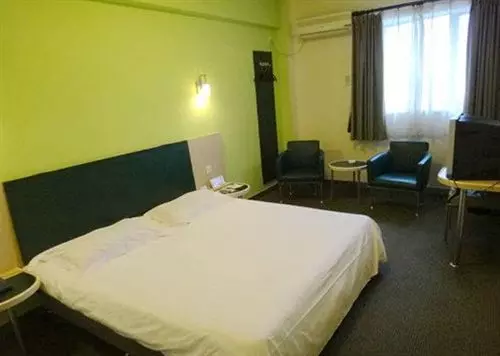 Fotos del hotel Motel 168 Si Ping Road Inn:  2