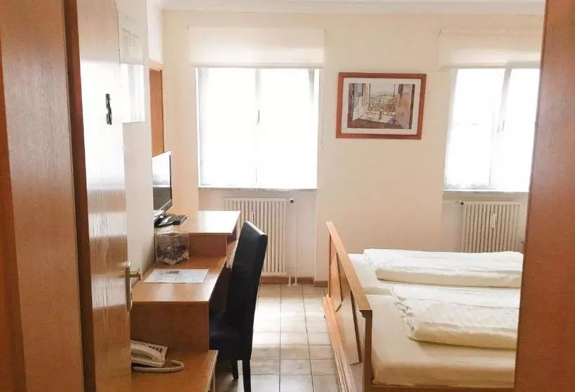 Fotos del hotel Pension Mona Lisa:  15