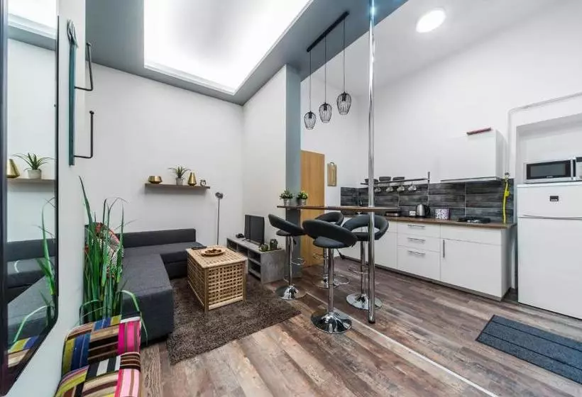 Fotos del hotel 7seasons Central Suites:  3