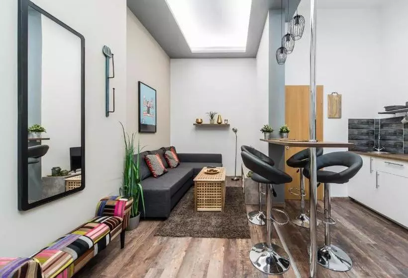 Fotos del hotel 7seasons Central Suites:  11