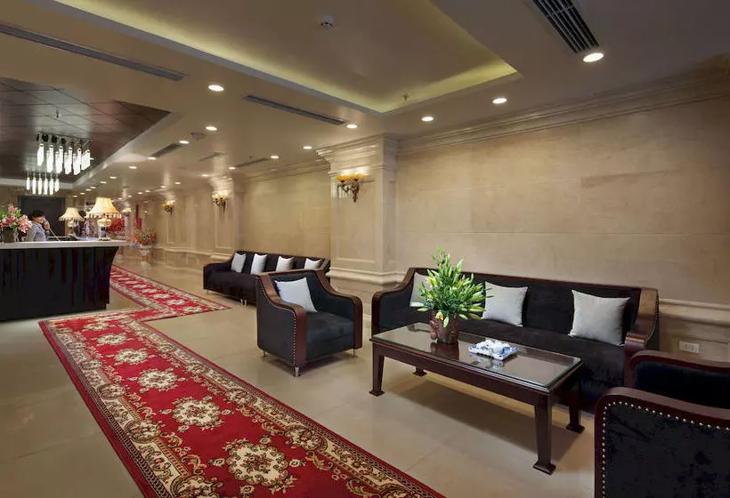 Fotos del hotel Boss Legend:  3