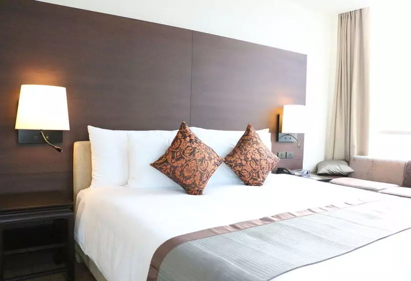 Oaks Bangkok Sathorn