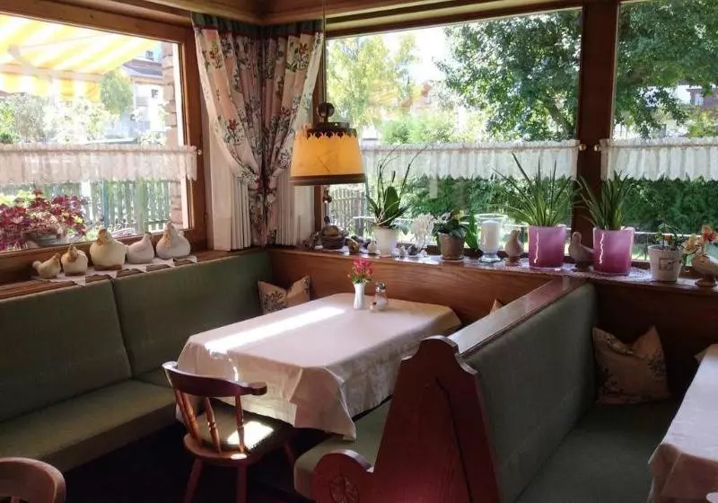 Fotos del hotel Gästehaus Lärchenheim:  8