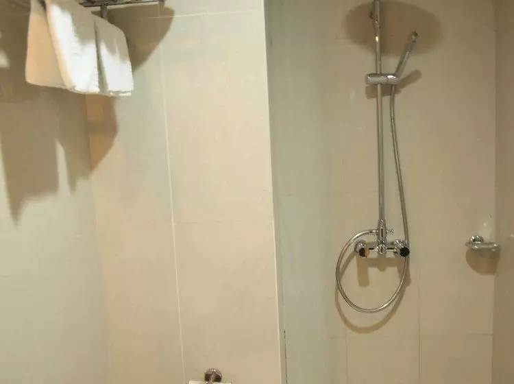 Fotos del hotel Hung Vuong 2:  7