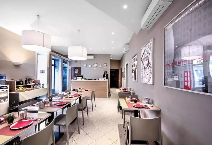 Fotos del hotel Anton&art:  4