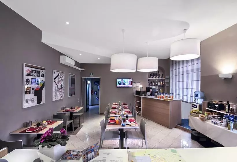 Fotos del hotel Anton&art:  5