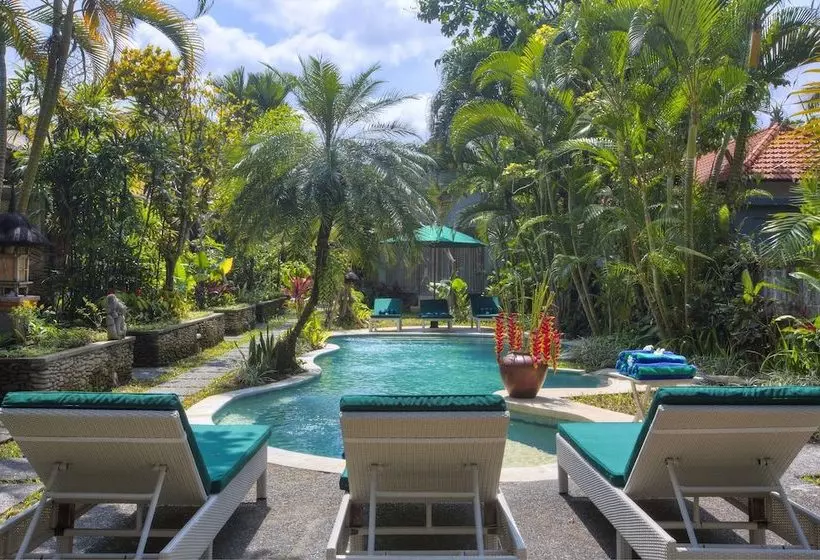 Fotos del hotel Royal Villa Jepun:  2