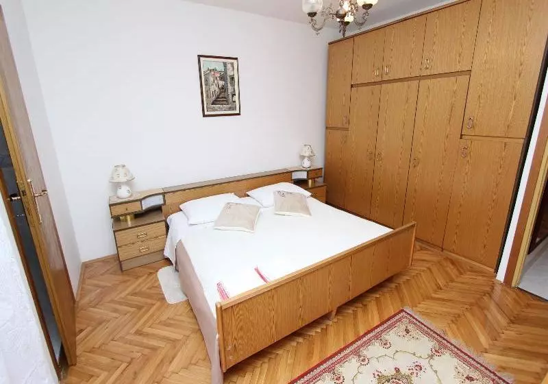 Fotos del hotel Apartment Divna:  19