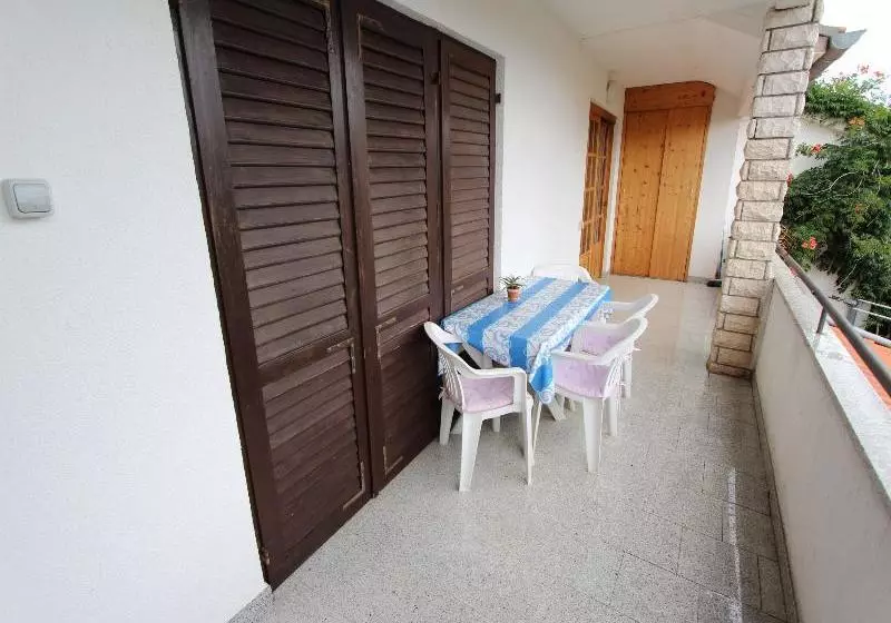 Fotos del hotel Apartment Divna:  8