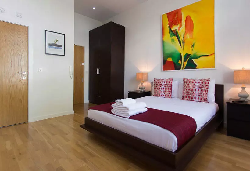 Princes Square Serviced Apartments