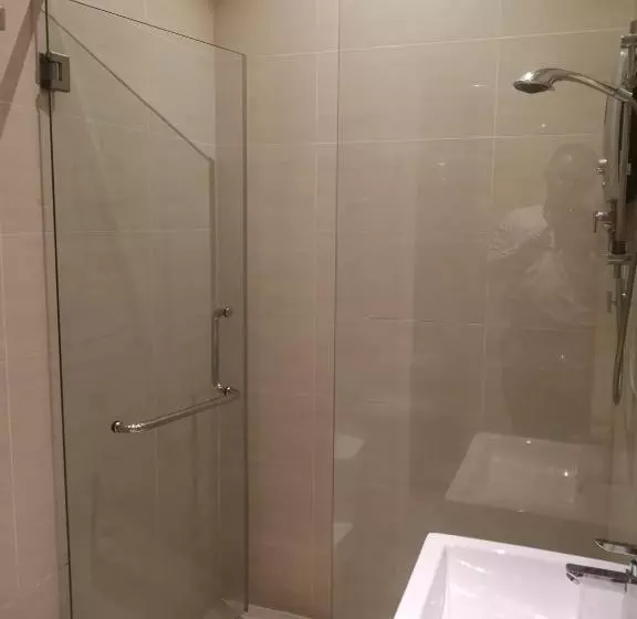 Fotos del hotel The V:  5