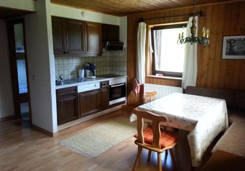 Fotos del hotel Fichtenblockhütte:  2
