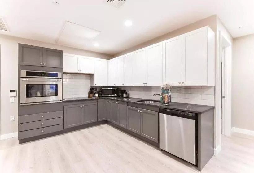 Fotos del hotel Global Luxury Suites Longwood Medical:  9