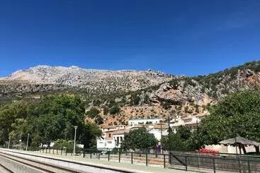 Casa Rural Las Rosas De Benaojan - Benaojan