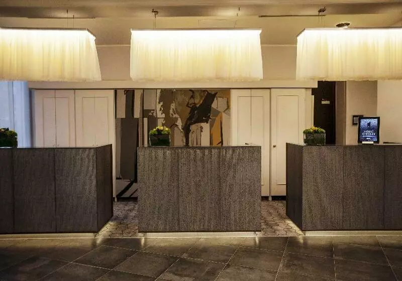 Fotos del hotel Renaissance Duesseldorf:  2