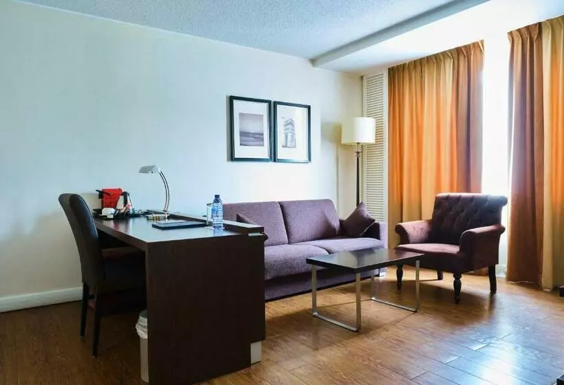 Fotos del hotel Golden Tulip Accra:  14