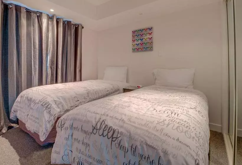 Fotos del hotel The Lodges:  8