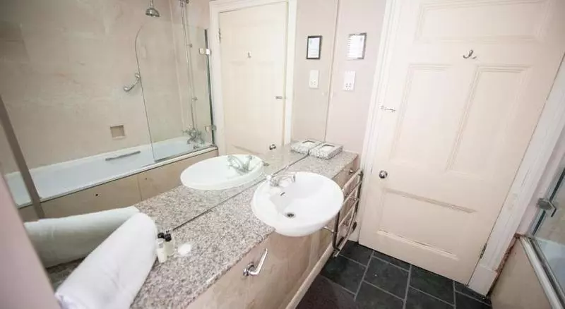 Fotos del hotel 159 Knightsbridge Hotel:  2