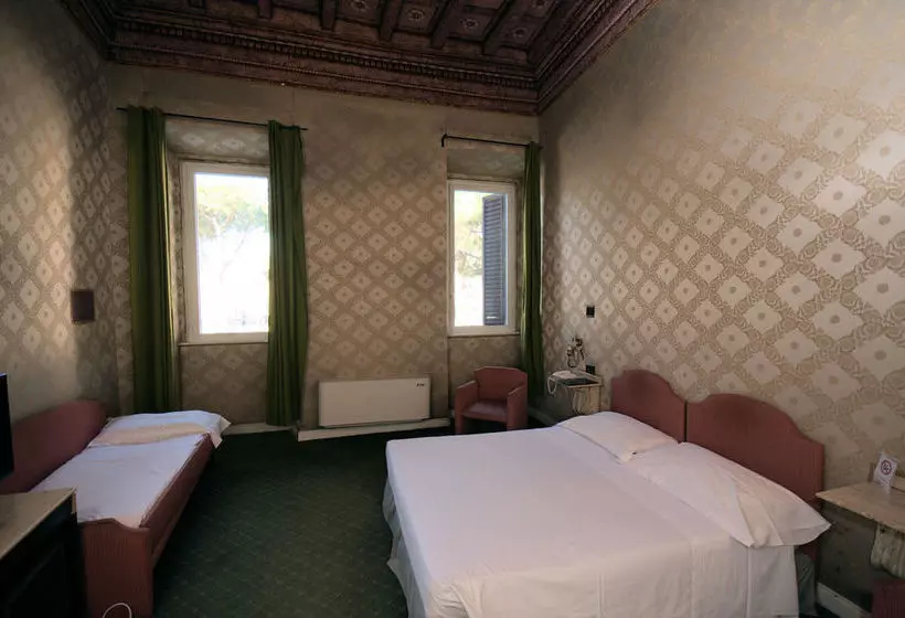 Fotos del hotel Richmond Hotel:  17