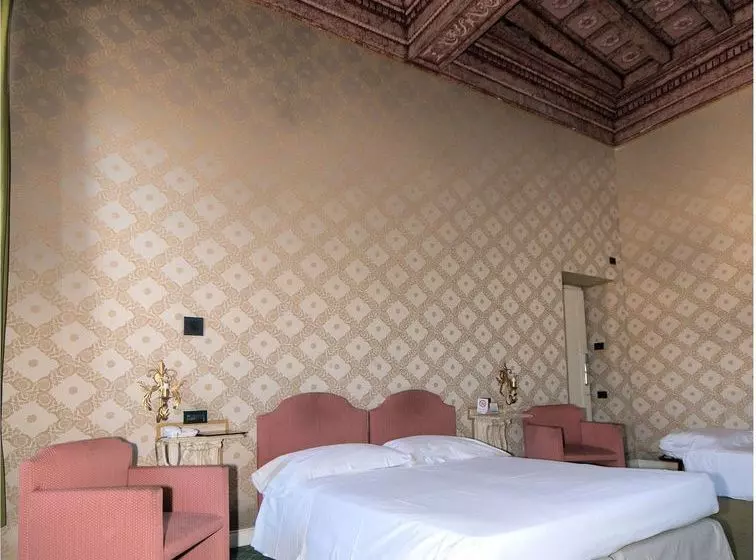 Fotos del hotel Richmond Hotel:  13