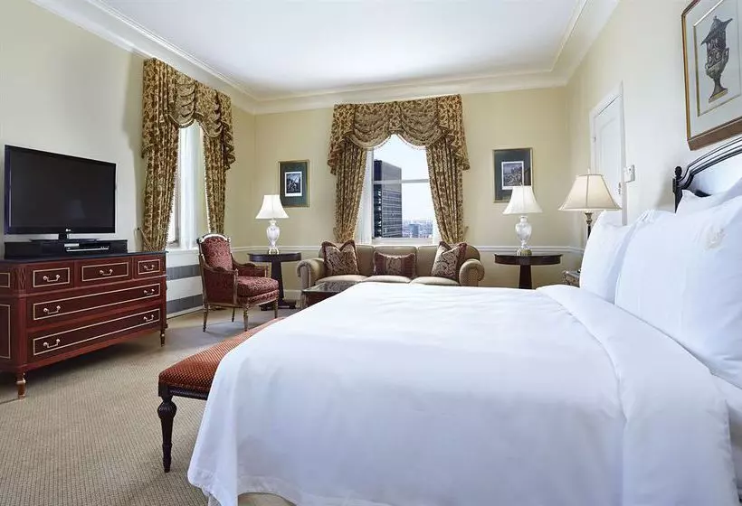 Fotos del hotel The Waldorf Towers:  11