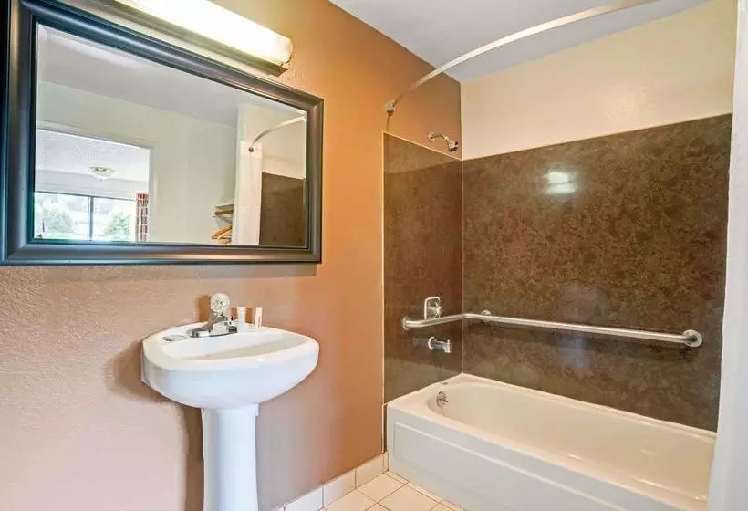 Fotos del hotel Travelodge Sea Tac Airport North:  3