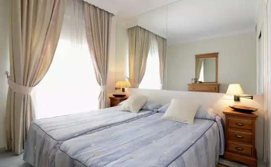 Fotos del hotel Club Jardines del Puerto:  2