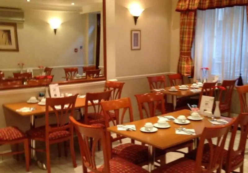 Fotos del hotel St George:  5